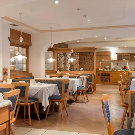 Hotel Garni Aritz Campitello di Fassa