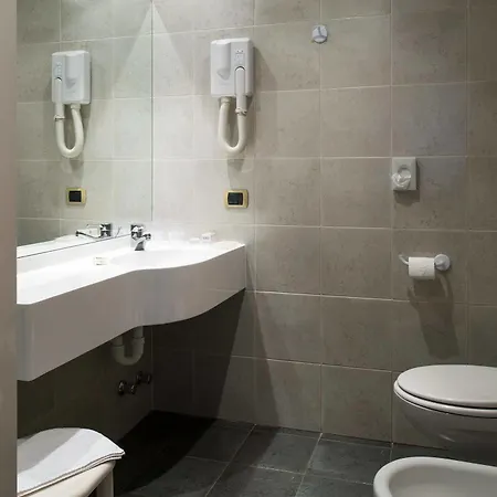 Garni Aritz 4*