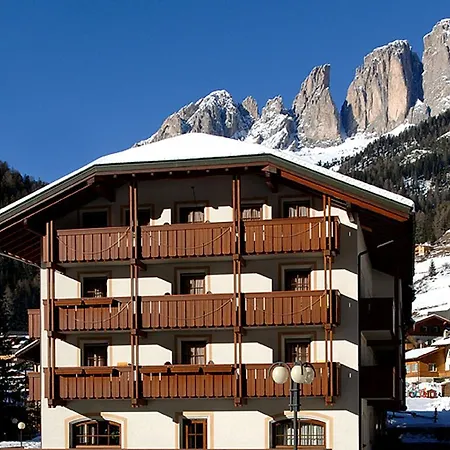 Garni Aritz 4* Campitello di Fassa